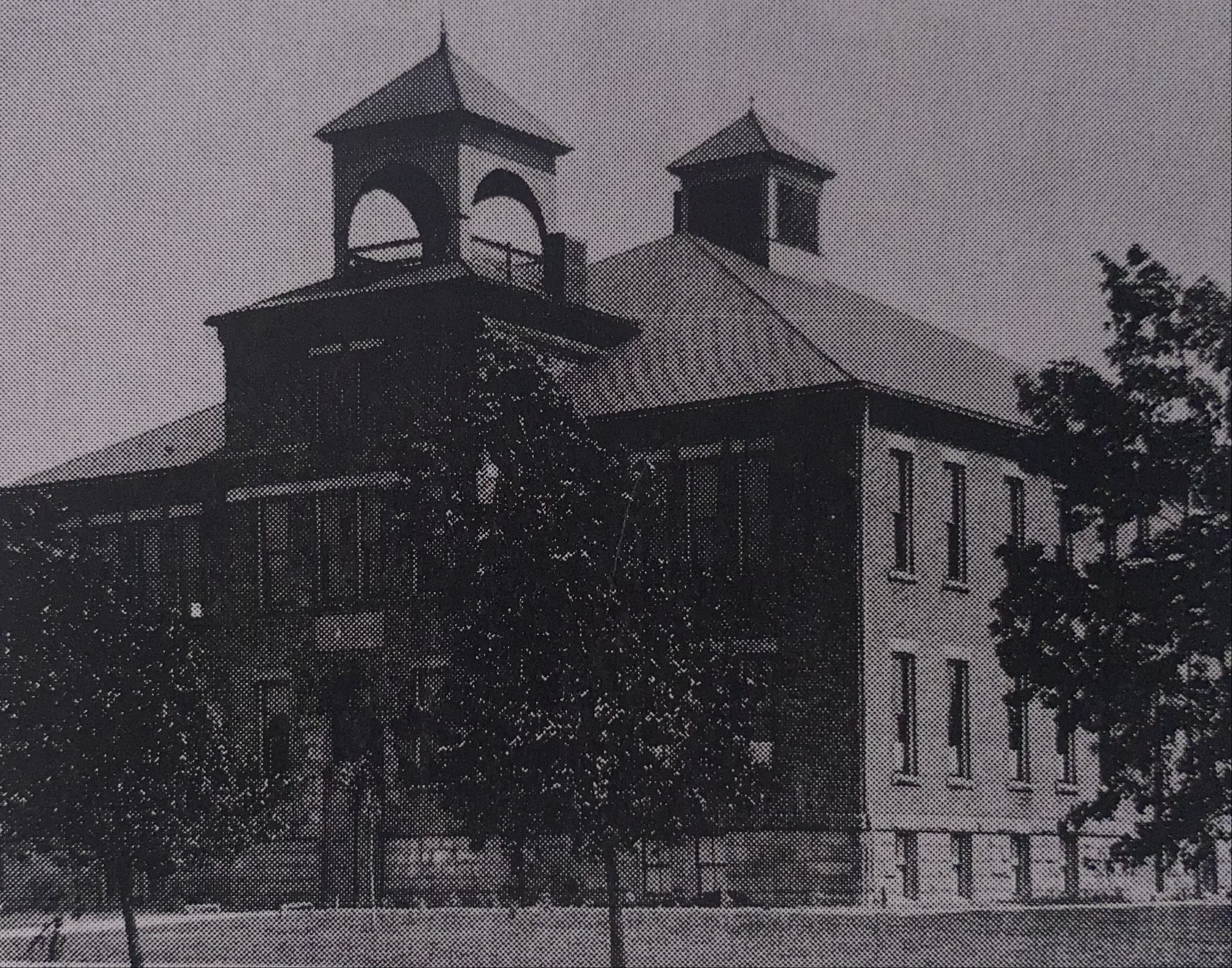 first Garfield elementary building in black and white